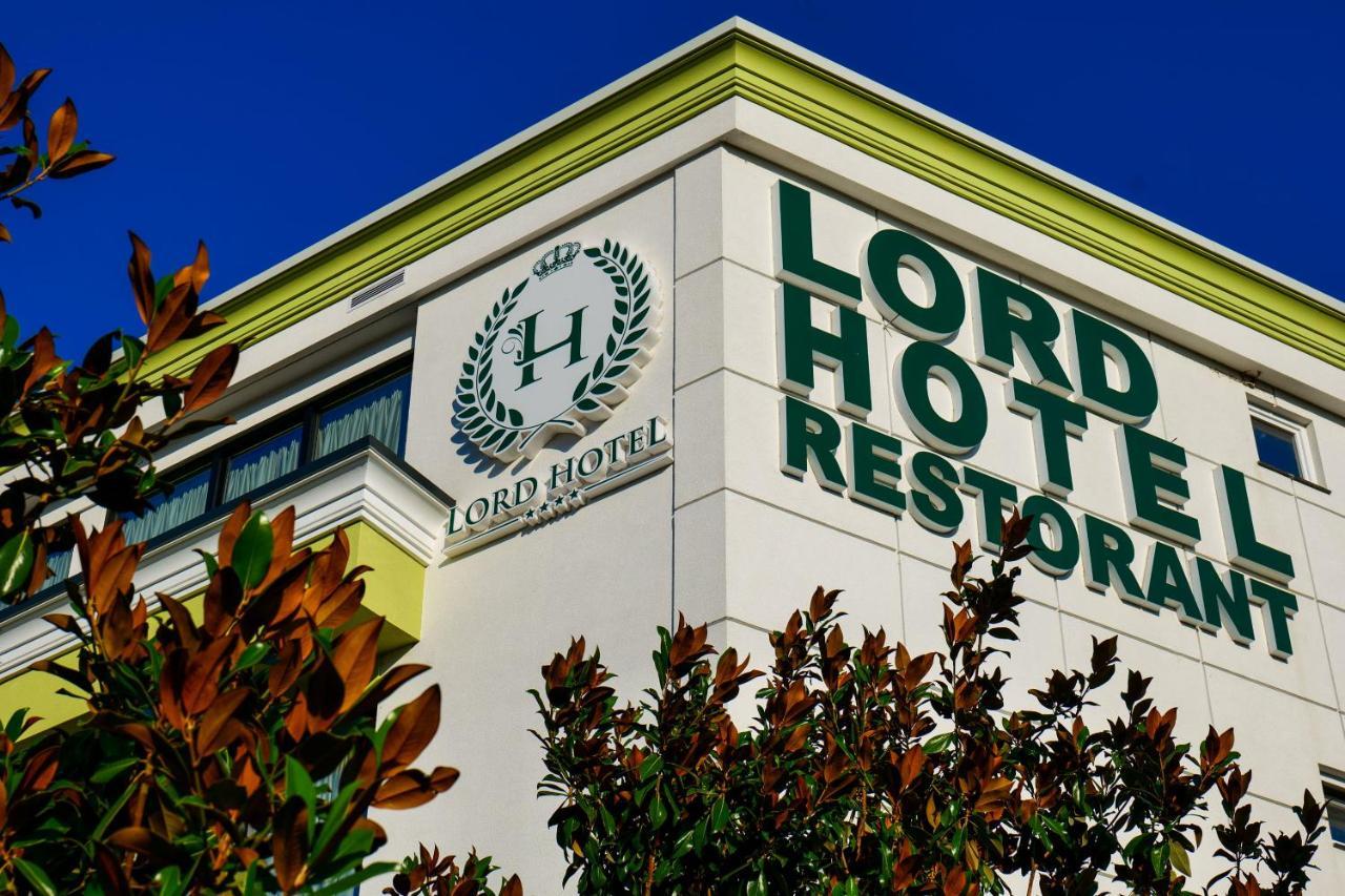 Lord Hotel Tirana Vorë Esterno foto