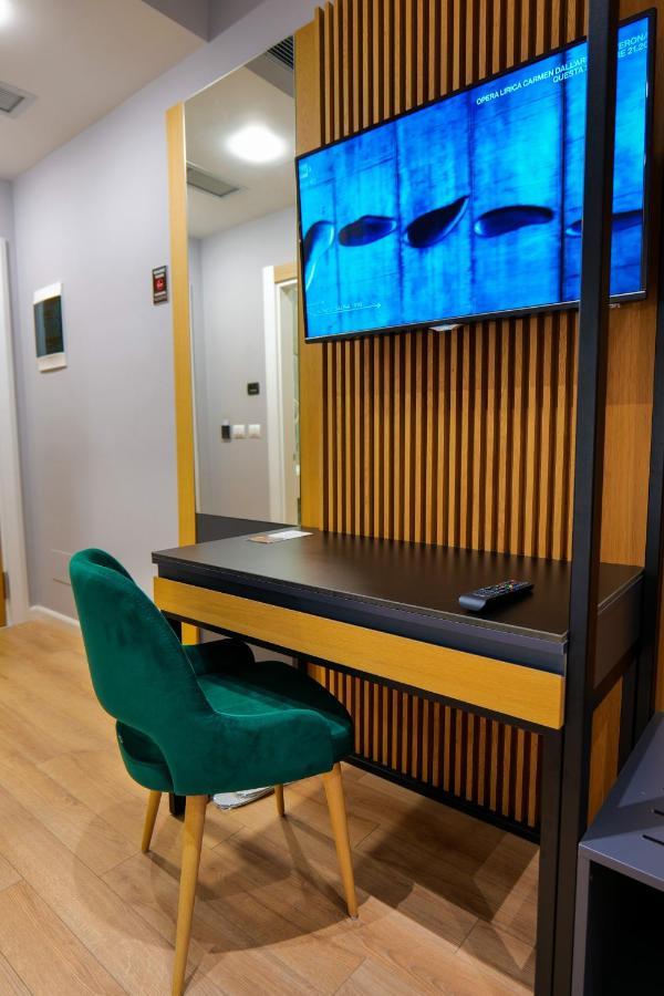 Lord Hotel Tirana Vorë Esterno foto