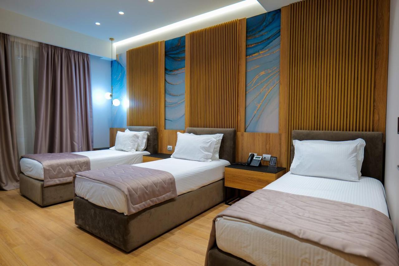 Lord Hotel Tirana Vorë Esterno foto